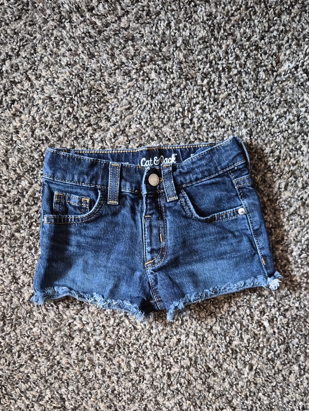 Cat & Jack Short Stretch Denim Shorts Size 4T